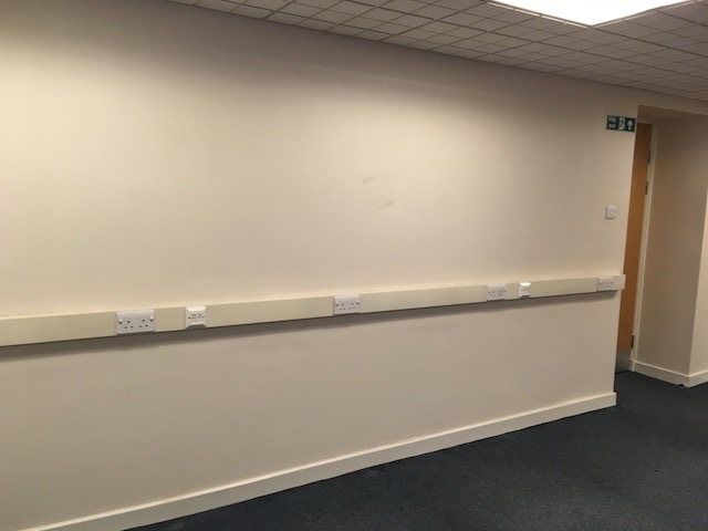 Mid span west wall
