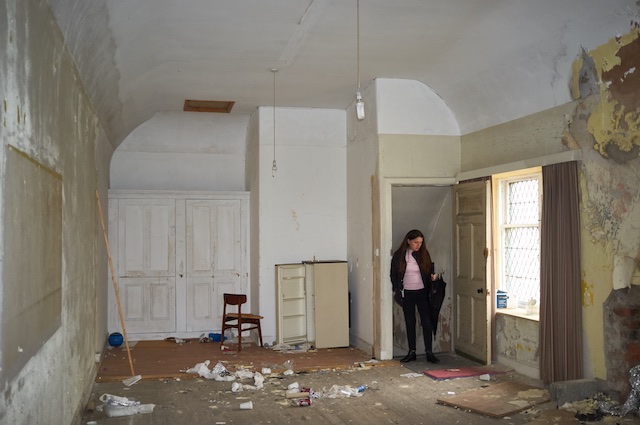 First floor apartment at east end