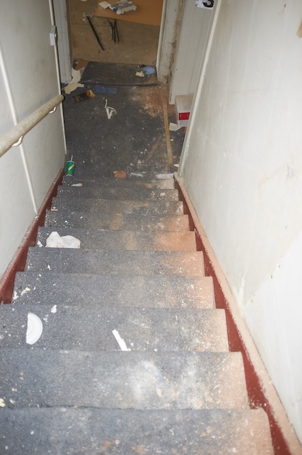 Staair to first floor apartment